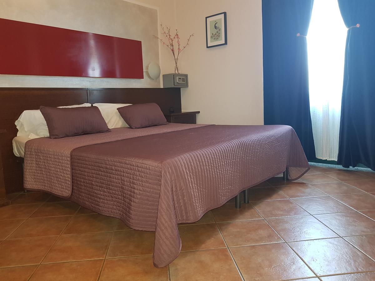 Hotel La Pendola Ozzero ภายนอก รูปภาพ